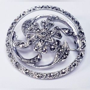 Floral Vintage Sterling Silver German Round Swirl Marcasite Brooch Pin.